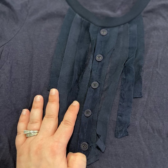 Gap Navy Blue Tee with Ribbon Accent XS - Picture 4 of 7
